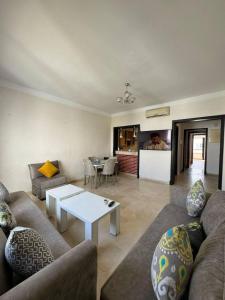 The Marina Pearl Modern Coastal Apartment