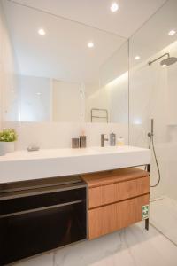 Liiiving in Porto - Crystal Palace Apartment