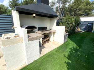 Villas La Marjolaine Villa avec piscine : photos des chambres