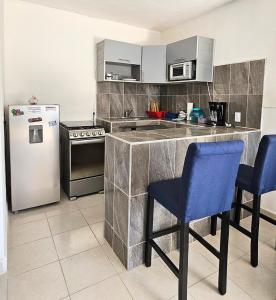 Pequeño departamento amueblado