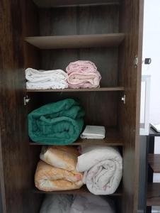 Suíte Casa Central Garagem Hatch