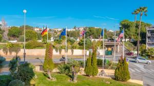 Hotels Holiday Inn Nice - Port St Laurent by IHG : photos des chambres