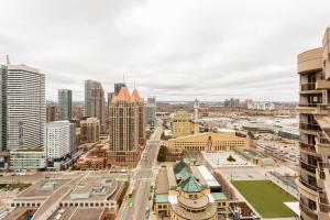 Sky Retreat | 2BR-2BA High Floor | 180° City View