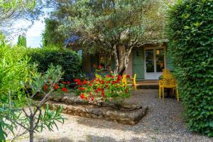 Hotels Hotel Les Oliviers : photos des chambres