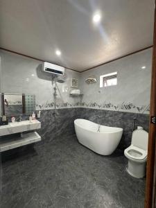 Tony Garden Bungalow