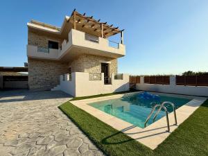 Aristea Seaside Retreat with Private Pool