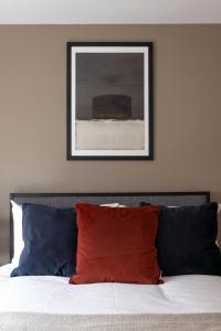 Richmond Row - Air Host & Stay - 2 bedroom sleeps 6