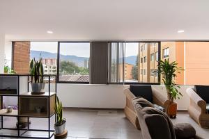 Vistas Top | Parking | Cerca De Estadio y "La 70"