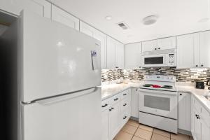 Ocean Creek Resort B4 - Oceanfront - Windy Hill