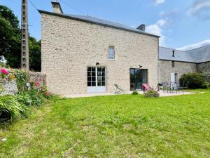Maisons de vacances Le Clos du Haut Gallion An authentic haven of peace : photos des chambres