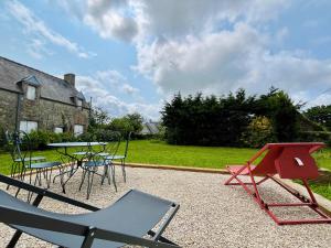 Maisons de vacances Le Clos du Haut Gallion An authentic haven of peace : photos des chambres