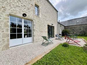 Maisons de vacances Le Clos du Haut Gallion An authentic haven of peace : photos des chambres