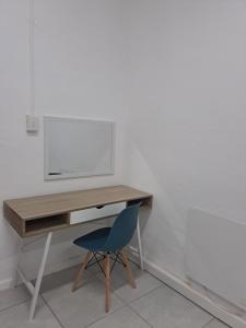 Azzure Apartments 4 sleeper Crawford