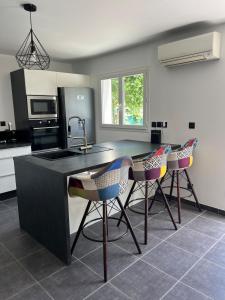 Villas Villa Moderne avec Piscine - proche Montpellier : photos des chambres