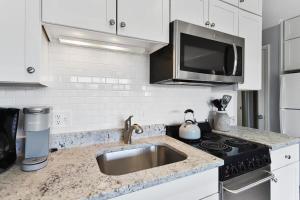 Soak Up the Ocean Air Seaside Villa Stay Near the Sand