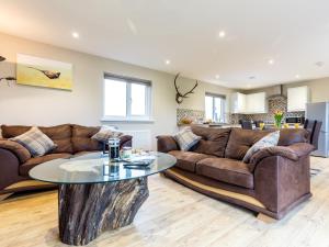 2 Bed in South Molton 78097