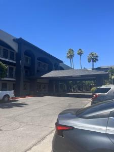 Ocotillo Apartments & Hotel