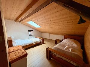 Chalets Aux Sources - 14 personnes - sauna & jacuzzi : photos des chambres