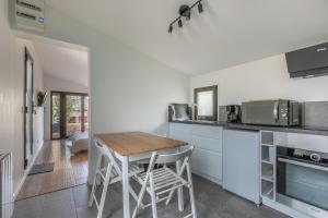 Maisons de vacances Les cles du bassin : photos des chambres