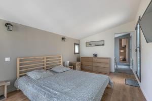 Maisons de vacances Les cles du bassin : photos des chambres