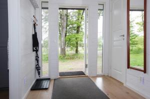Peaceful cabin with fireplace in the middle of nature