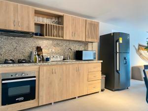 Serene Bay by Wynwood House