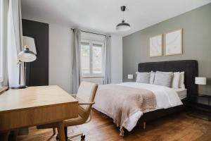 Maple Suite Zürich Helle Ferienwohnung mit Balkon & 2 großen Schlafzimmern