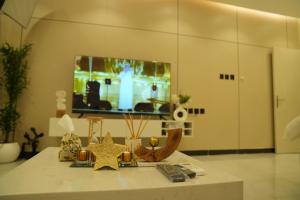 استديوا " بلكونه "