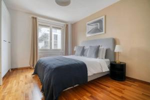 Blossom Suite Zürich 90 qm 3 Schlafzimmer Balkon & voll ausgestattete Küche