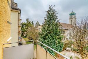 Blossom Suite Zürich 90 qm 3 Schlafzimmer Balkon & voll ausgestattete Küche