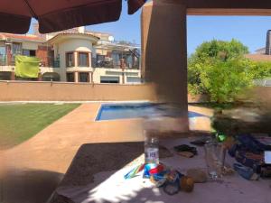 casa con piscina Comarruga