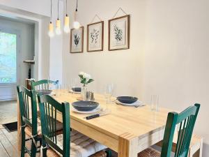 Villas Le St-Hilaire, House in the city center with patio with parking : photos des chambres