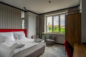 Castle View Superior room in Hotel Kossak