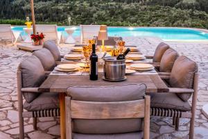 Kronos Estate Lefkada - 5 star luxury