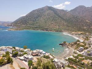 Villa in Axos with Pool near Panormo Beach