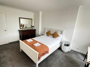 Park Lane Two Bedroom On Edgware Road