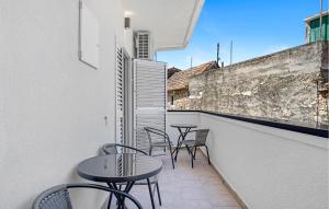 Nice Apartment In Vodice With Wifi