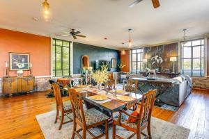 Walkable Wytheville Loft on Main Street!