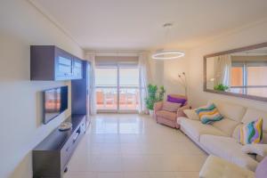 Amplio apartamento frente al mar