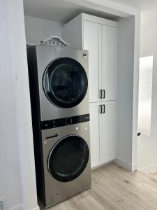 MB Modern Sand Section Sea View