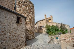 Maisons de vacances Pure Canigou House An Authentic and Charming Town house with 3 bedrooms : photos des chambres