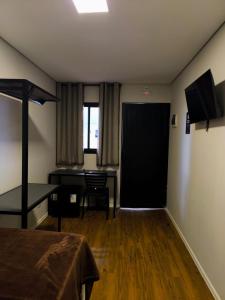 Village Hotel Container