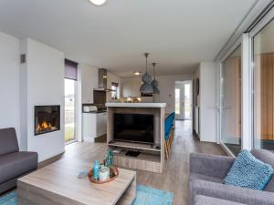 Bungalow in Limburg with Gourmet Kitchen