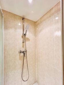 Riviera Mornings - Old Town Stay - 5 Min to Beach & Breakfast