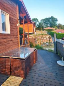 Chalets Chalet cosy 300 metres du lac : photos des chambres