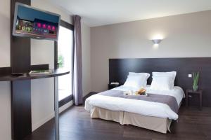 Hotels Logis Hotel Terre de Loire : photos des chambres
