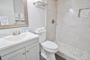 Beaches and Waves Resort View 2nd Floor