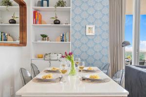 MVR - Rooftop Access Rooms-Almost Gone