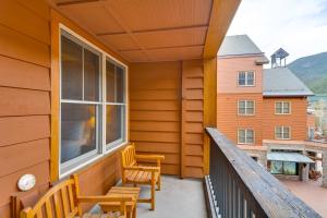 On-Site Gondola Access Keystone Ski Condo