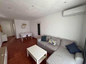 Apartmento en La Barrosa con piscina